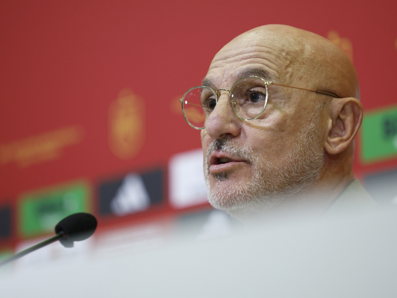 El seleccionador nacional, Luis de la Fuente durante la rueda de prensa.