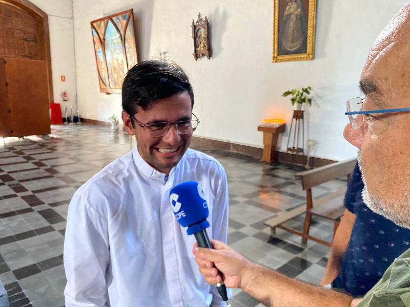 Entrevista Expósito a Sacerdote