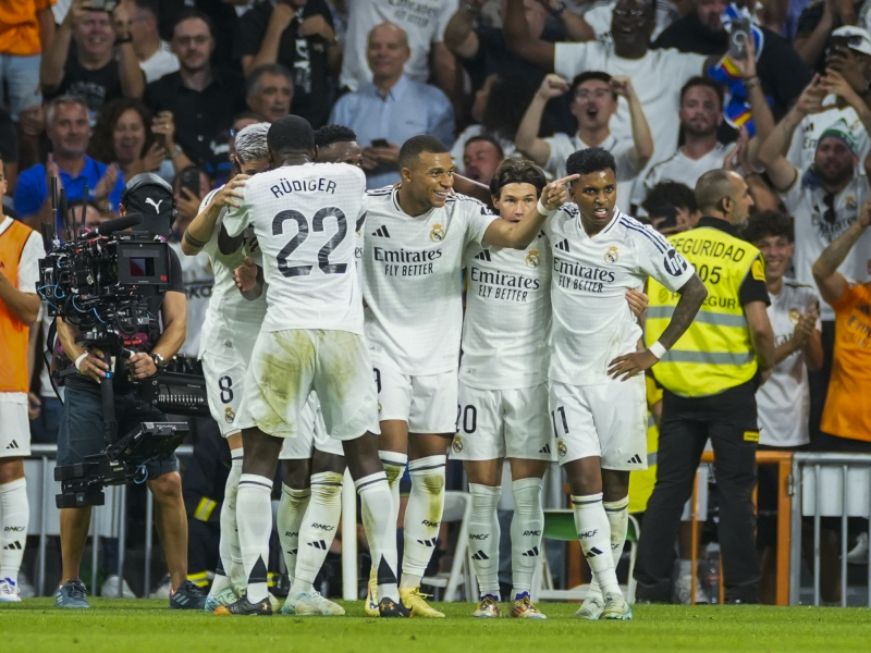 Kylian Mbappé celebra su primer gol en LaLiga con el Real Madrid