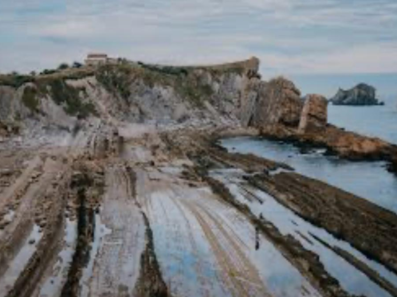 Las huellas del paso del tiempo son muy evidentes a lo largo de todo el Geoparque