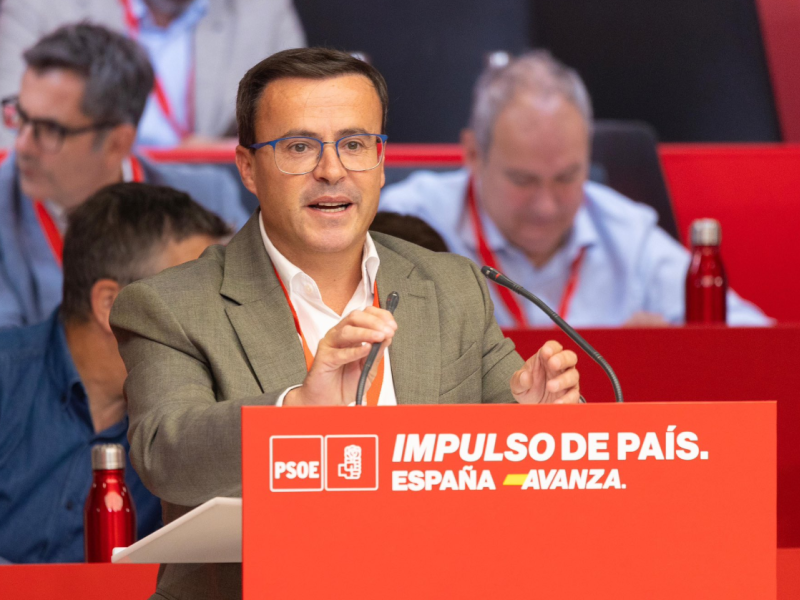 Miguel Ángel Gallardo en el Comité Federal del PSOE este sábado