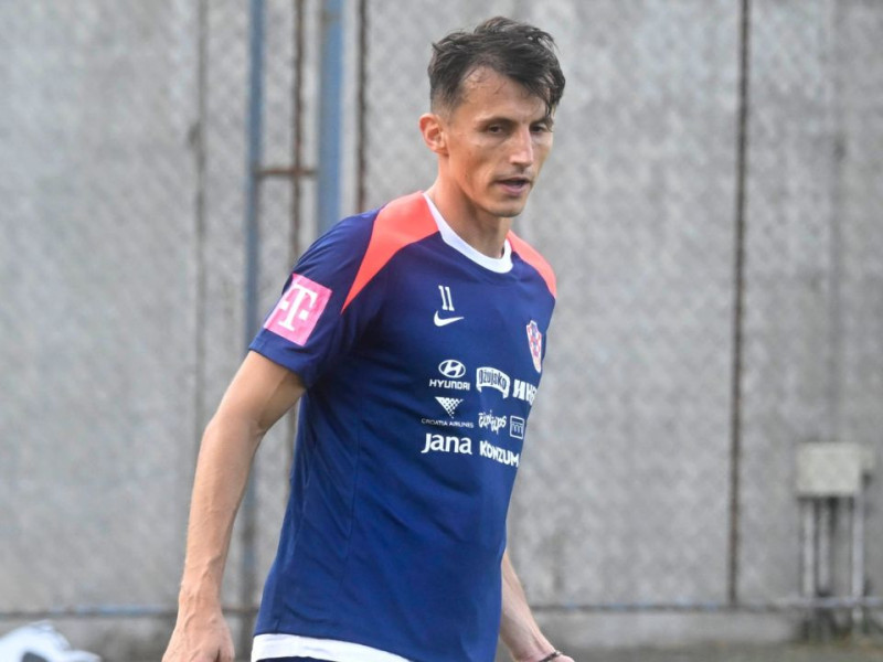 Ante Budimir en un entrenamiento con Croacia