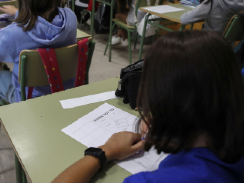 Alumnos en un aula