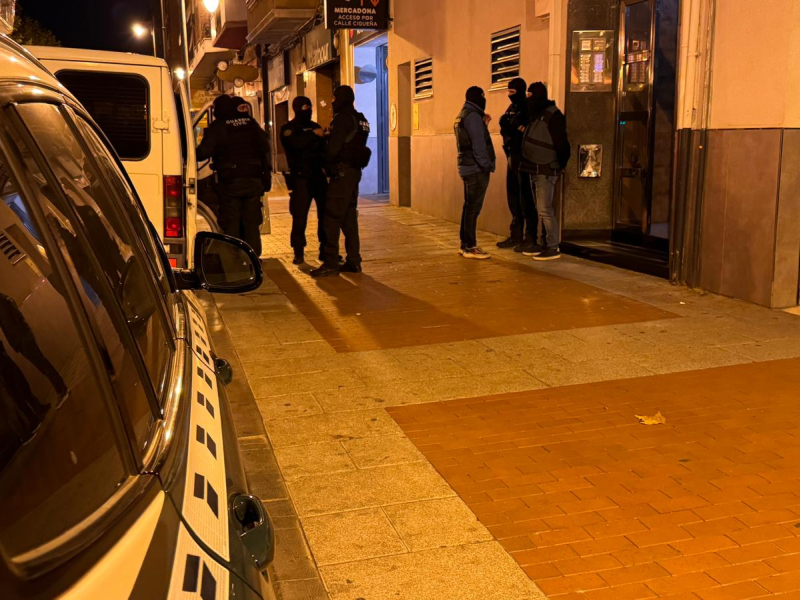 Un centenar de agentes de la Guardia Civil participan en una macroperación antidroga con varios detenidos en Logroño y Álava