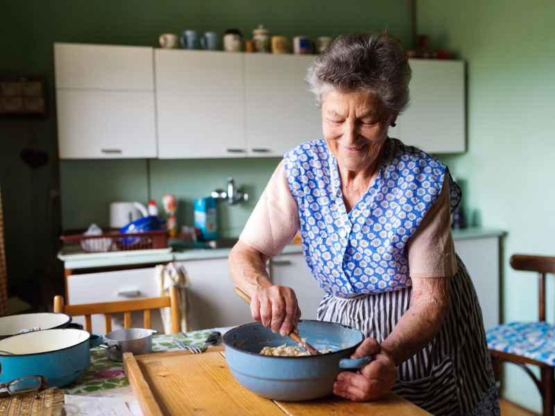 Mujer cocinando