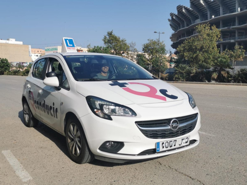 coche en prácticas