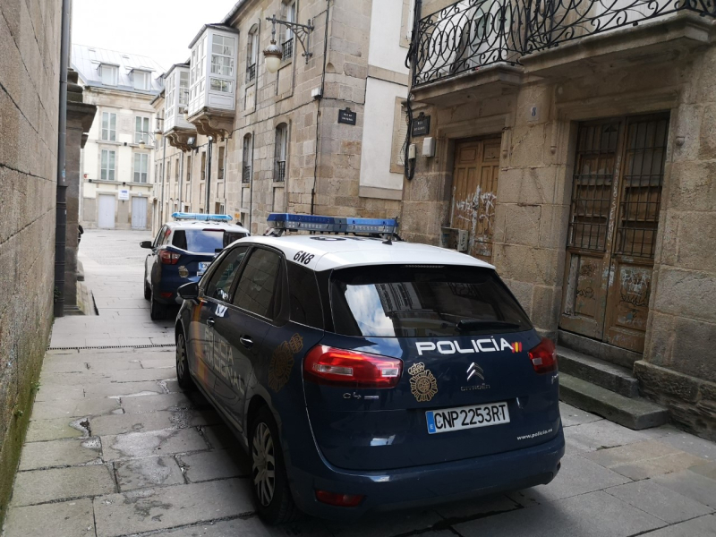 Coche de Policía en clérigos