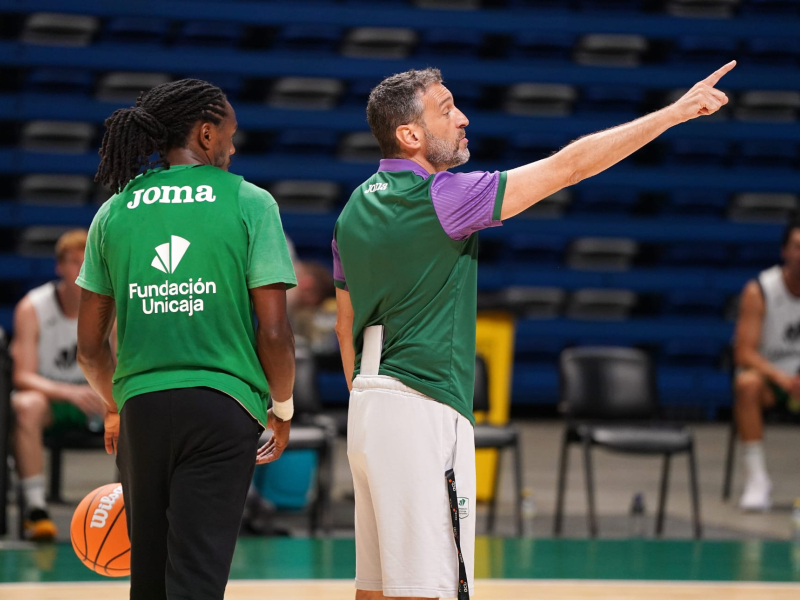 Ibon Navarro suma tres títulos como entrenador de Unicaja