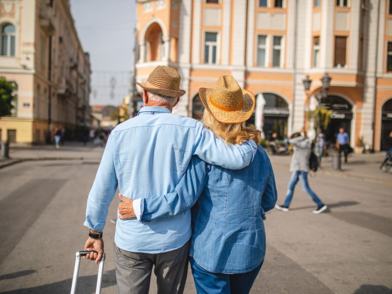 Los viajes están programados para personas mayores