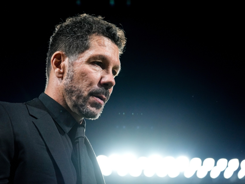 Diego Pablo Simeone durante el partido de LaLiga entre el Rayo Vallecano y el Atlético de Madrid