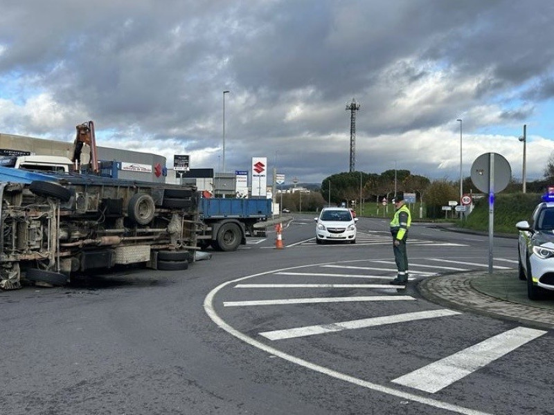 Otro de los accidentes con camión que se registraron durante este año en la provincia de Ourense