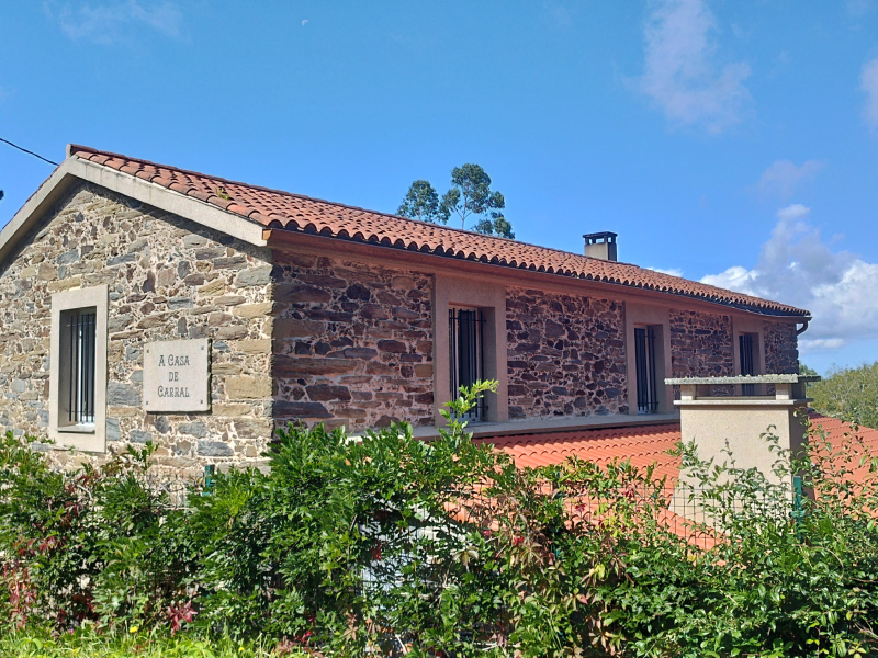 Casa de piedra en Cesuras