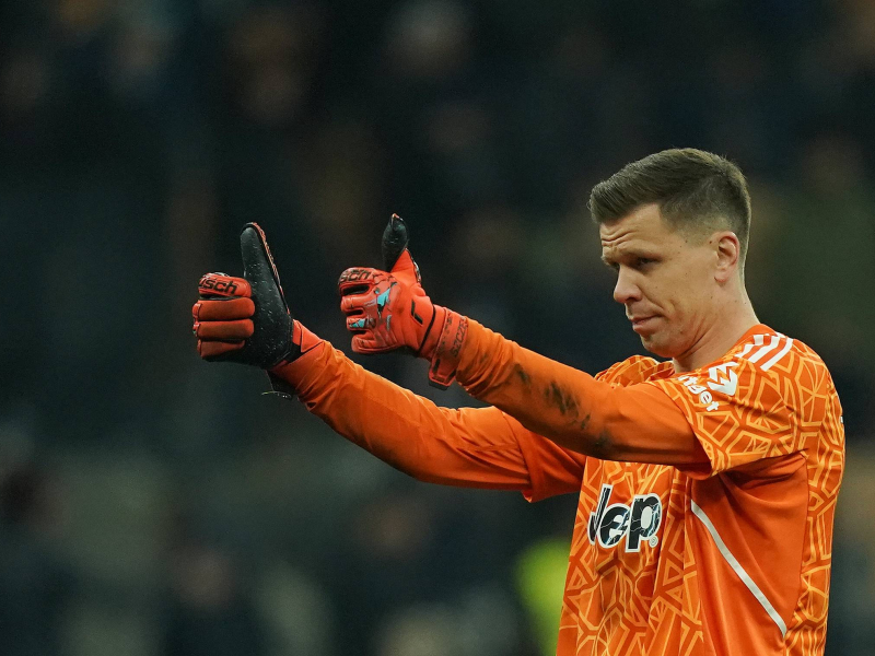 Szczesny se encuentra retirado desde el final de la Eurocopa.