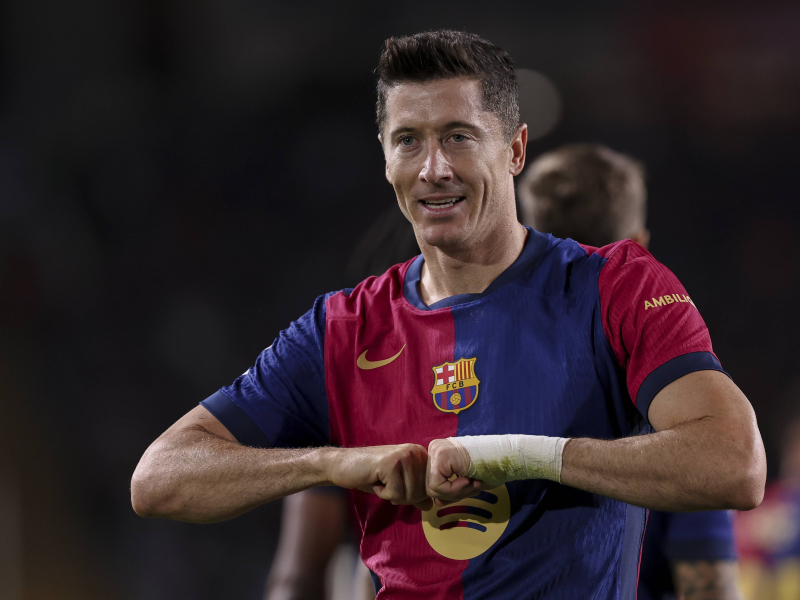 Robert Lewandowski celebra el gol del triunfo del Barcelona contra el Getafe.