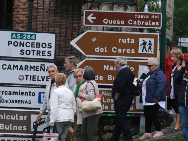 Turistas en el oriente de Asturias