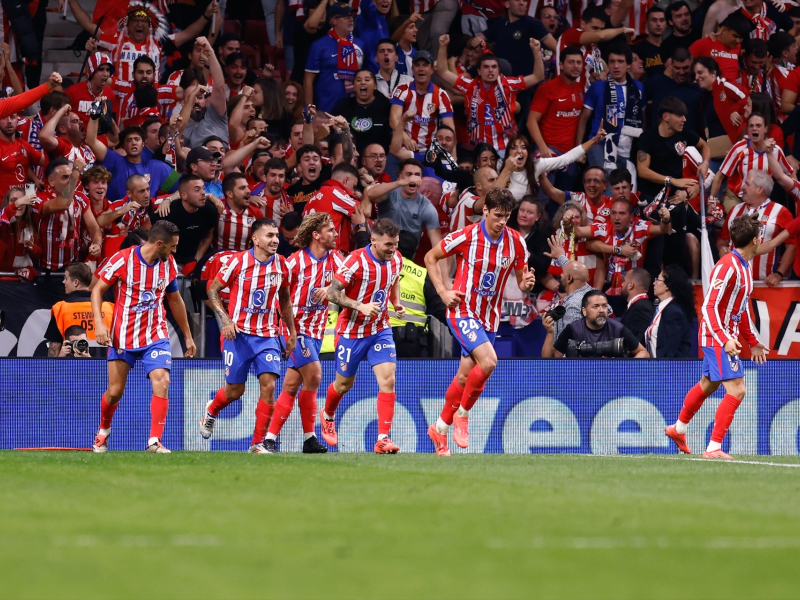 Ángel Correa del Atlético de Madrid celebra un gol durante el partido de fútbol disputado entre el Atlético de Madrid y el Real Madrid