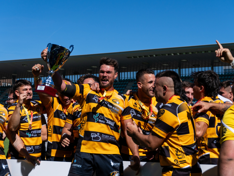 PALENCIA, 29/09/2024.-El Recoletas Burgos Caja Rural se ha proclamado este domingo campeón de la Supercopa de España después de vencer al VRAC Quesos Entrepinares en la prórroga. El conjunto burgalés, que fue campeón de la Copa del Rey, consigue la segunda Supercopa de su historia. EFE/Xavi Ramos