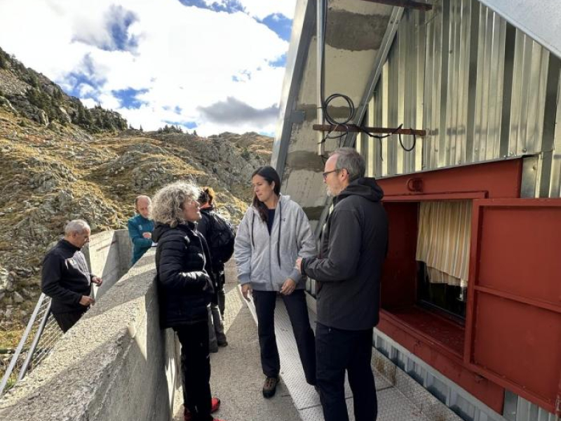 La directora general de Deporte, Cristina García, ha visitado este lunes el refugio