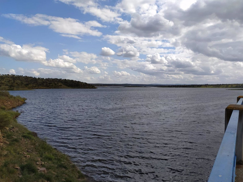 El embalse de La Colada visto desde la presa