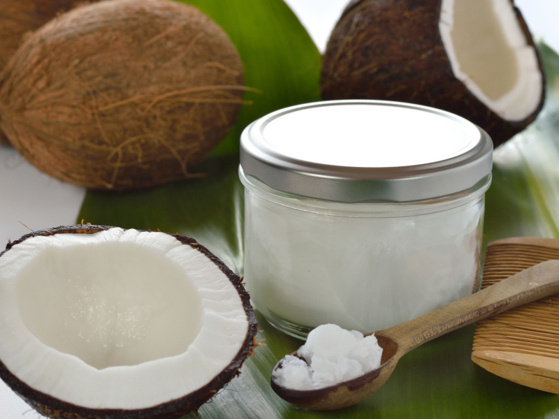 El aceite de coco tiene una serie de beneficios positivos para nuestro correcto funcionamiento