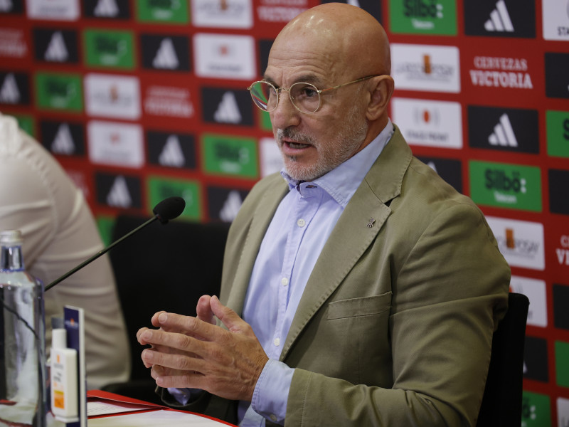 Luis de la Fuente, durante la rueda de prensa de este viernes en Las Rozas