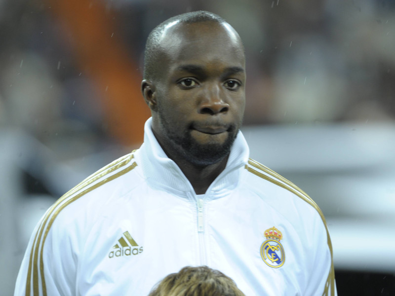 Lass Diarra, precursor de la sentencia en su etapa como jugador del Real Madrid.