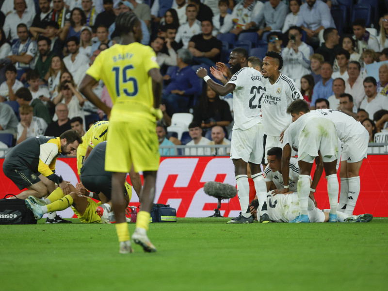 Dani Carvajal se lesiona durante el partido