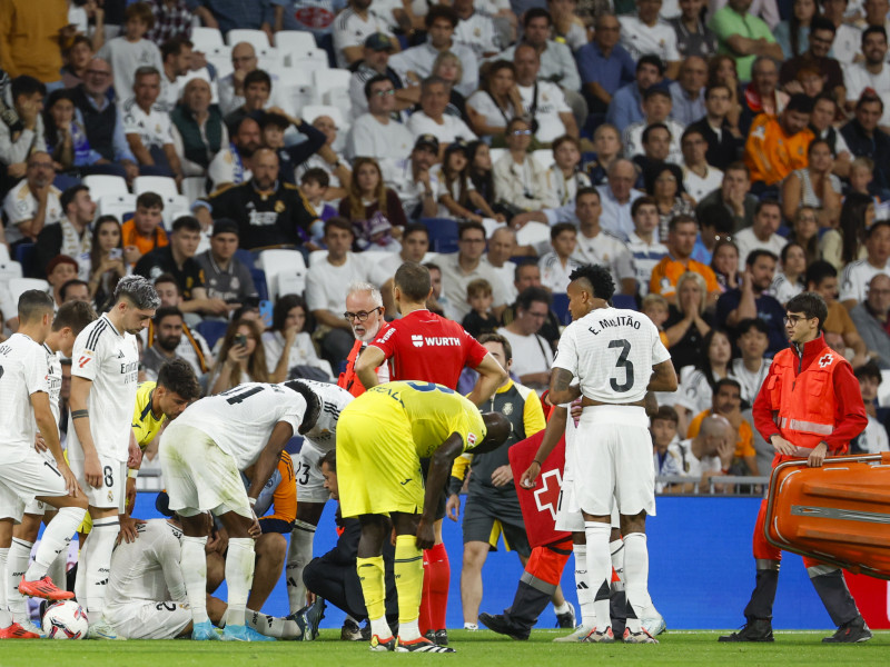 Dani Carvajal se lesiona durante el partido ante el Villarreal