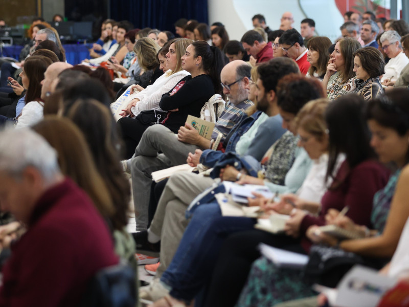 Asistentes al seminario inaugural de la Red Escuelas Circulares de COGERSA