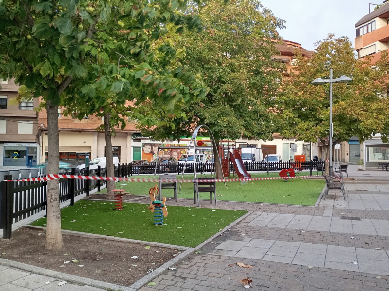 Los parques infantiles de Zamora, precintados por el temporal