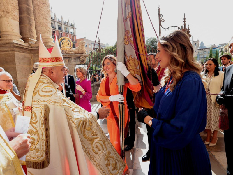 MARÍA JOSÉ CATALÁ - PROCESIÓN