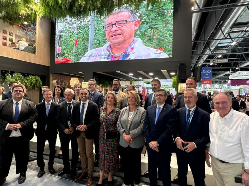 La alcaldesa de Motril muestra su apoyo una vez mas a los agricultores en Fruit Attraction