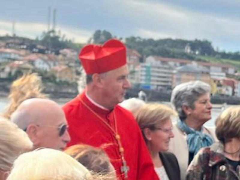 Ángel Fernández Artime en Luanco