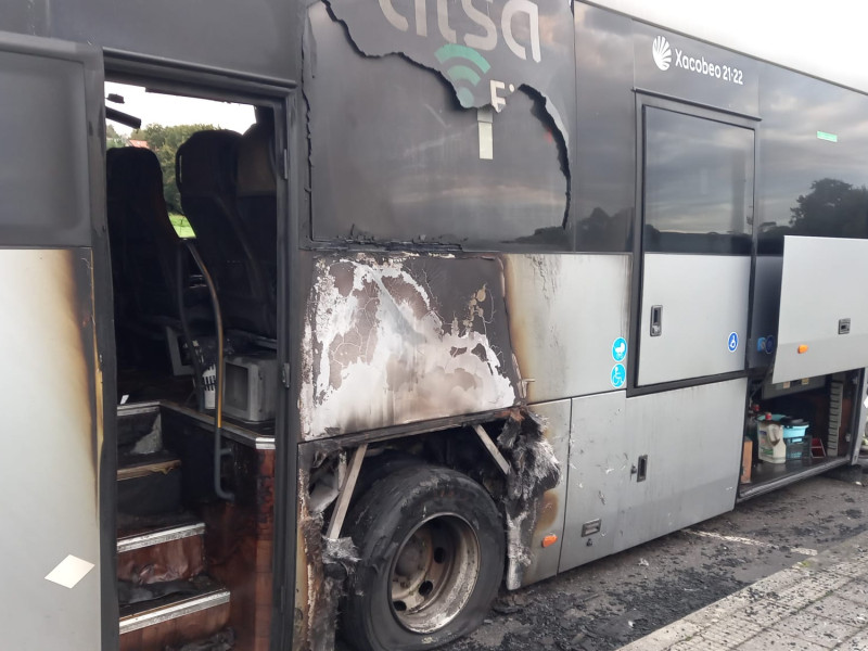 Otra imagen de uno de los buses