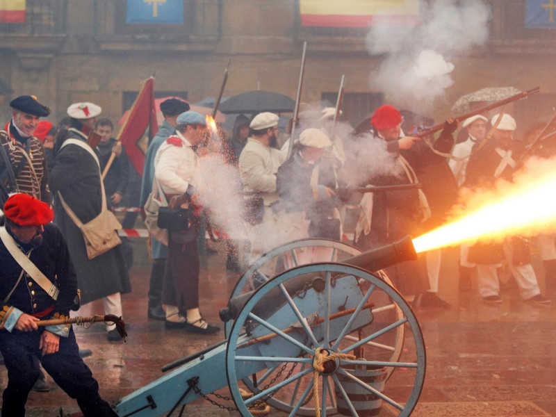 Recreación histórica de las guerras carlistas, con motivo del Desarme