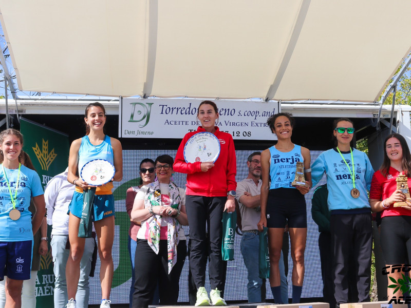 El Cross Internacional del Aceite de Torredonjimeno celebró su XXXIX edición con un nuevo circuito y la participación de 1.500 atletas