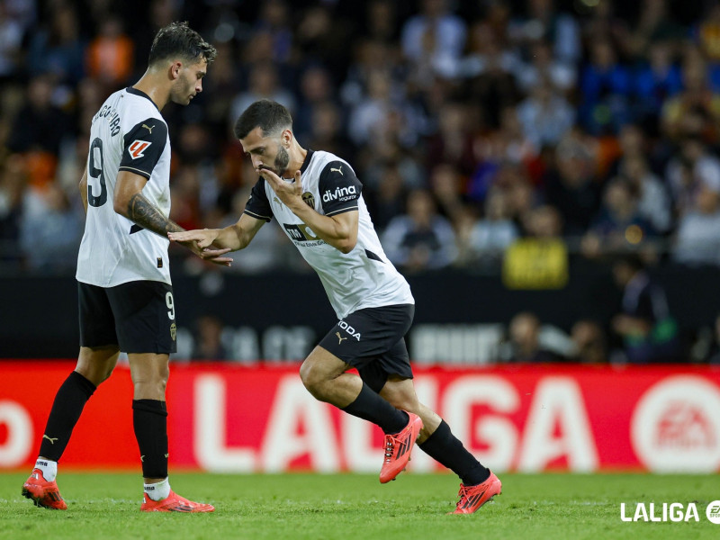 Gayà regresó cinco meses después de su lesión