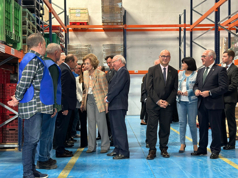 Su Majestad la Reina Doña Sofía visita las instalaciones de la Fundación Banco de Alimentos de Jaén