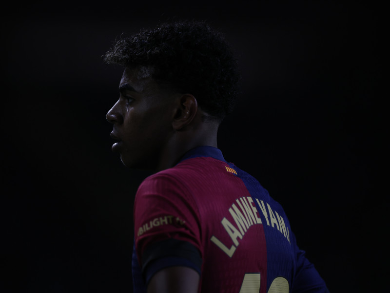 Striker Barcelona Lamine Yamal, selama pertandingan LaLiga antara FC Barcelona dan Sevilla FC Minggu ini, di stadion Lluis Companys