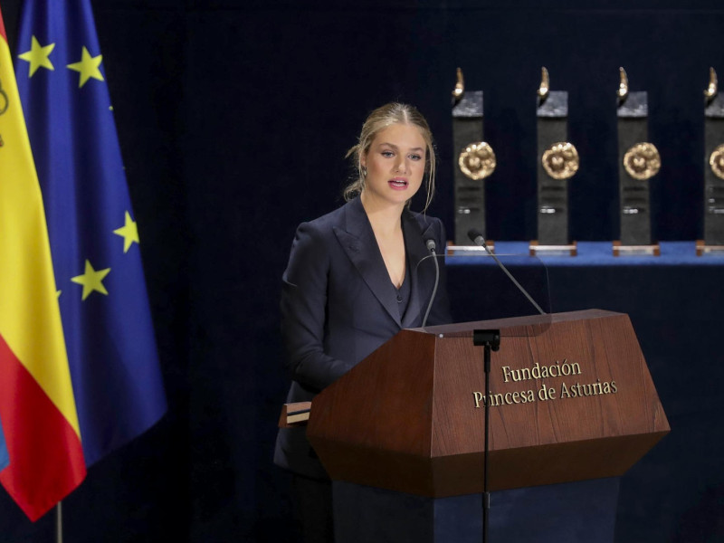 Leonor pronuncia su discurso en la ceremonia de entrega de los Premios Princesa de Asturias