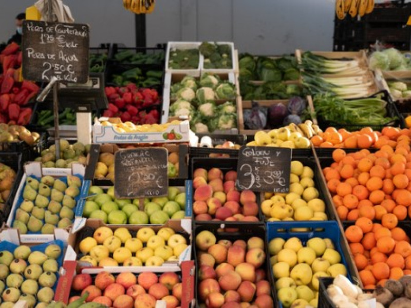 Los mercadillos de Toledo ya podrán vender fruta y verduras