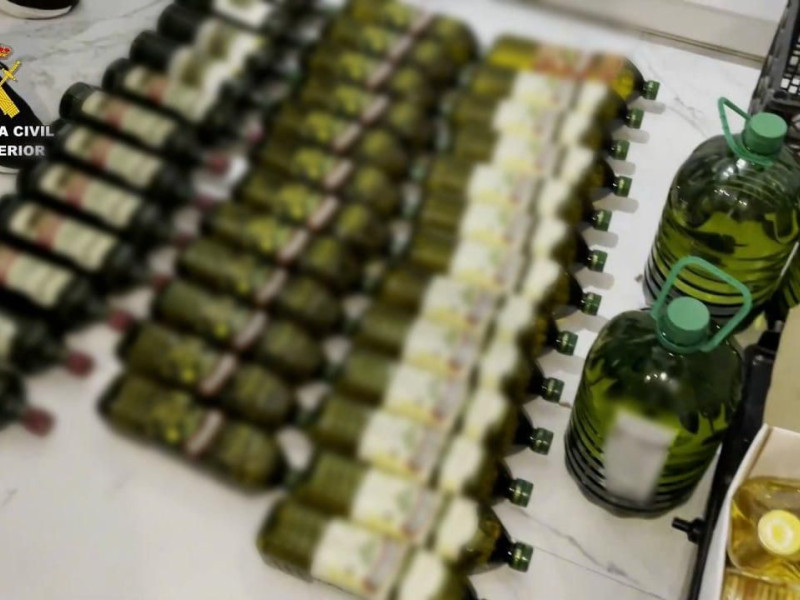 Operación de la Guardia Civil contra la adulteración de aceite en Bizkaia