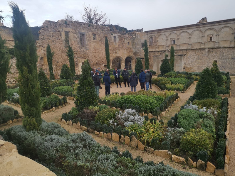 Treinta internos salen de prisión para rehabilitar un monasterio en Burgos: una experiencia de libertad y resocialización