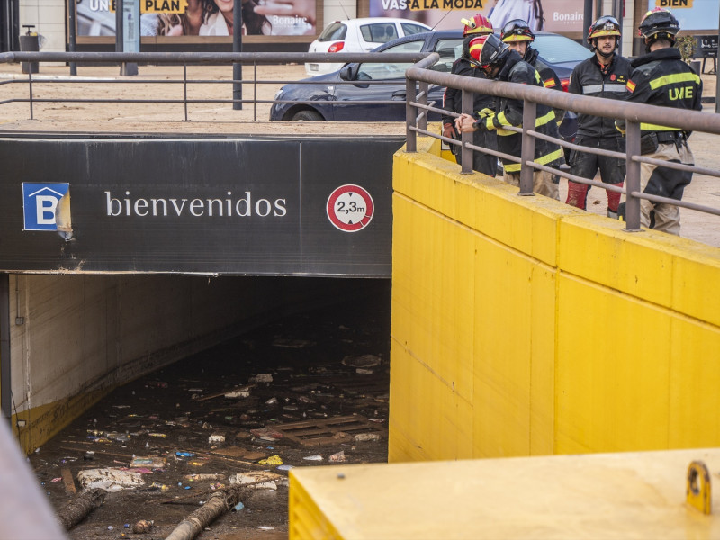 Parking de Bonaire inundado