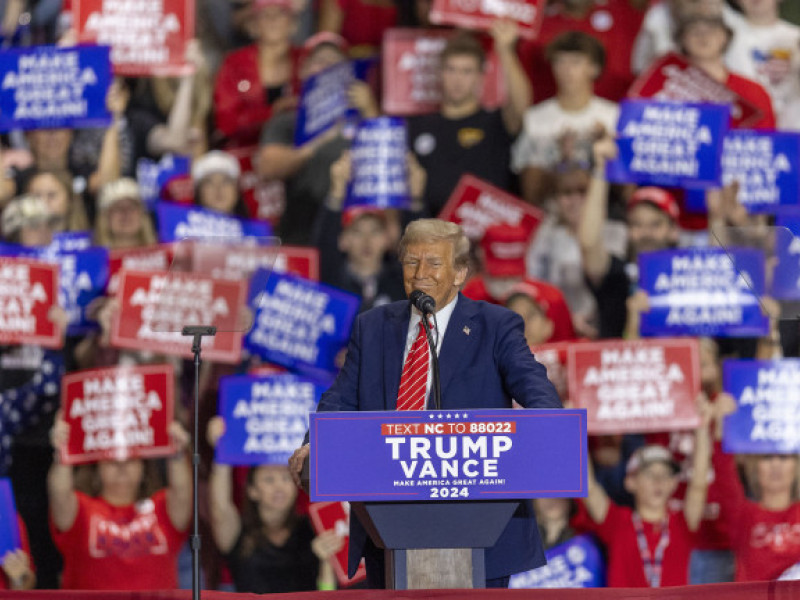 Donald Trump en un mitin durante la campaña electoral