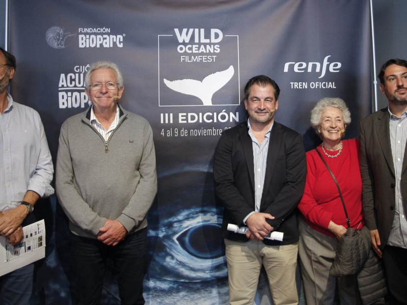 Inauguración del III Festival Wild Oceans Filmfest, con Héctor Salvador, Fernando González Sitges, Keith Scholey, Lola Higueras y Alejandro Beneit (de izquierda a derecha)