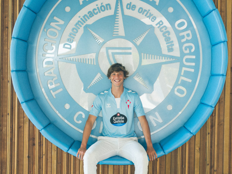 Fer López, renovado hasta 2028