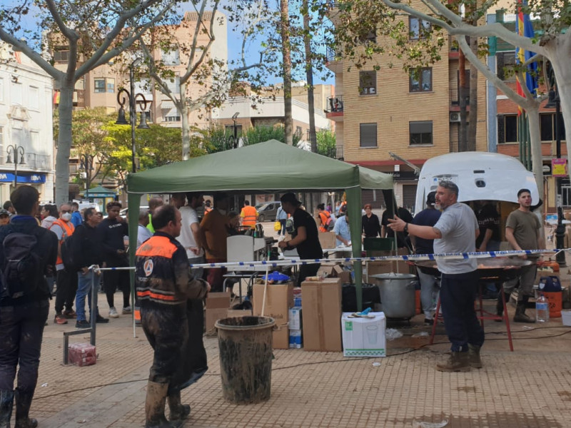 Voluntarios desplazados a Valencia