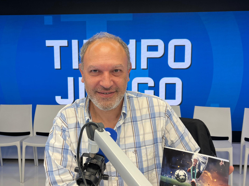 Pedro Martín, de Tiempo de Juego, presenta "Futbolpedia"