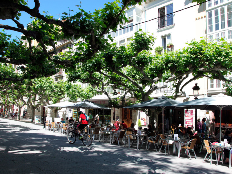 Paseo del Espolón, paseo fluvial en Burgos